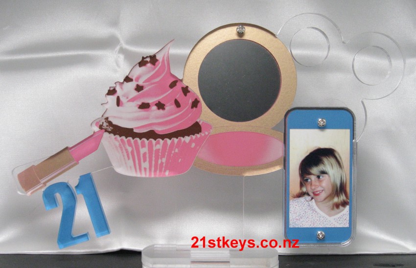 Cupcake Makeup Smart Phone 21st Birthday Key