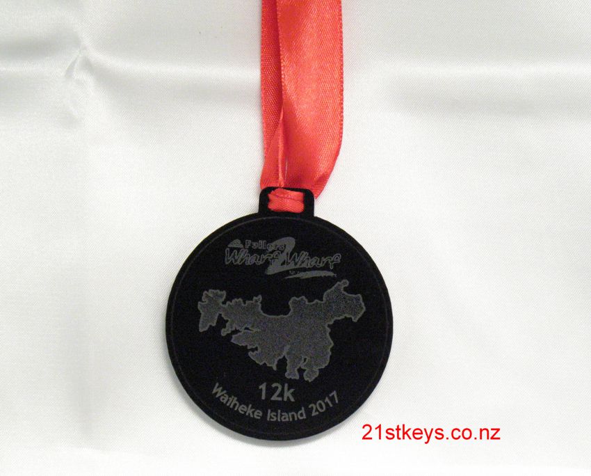 Waiheke Wharf to Wharf 12k Male Medal